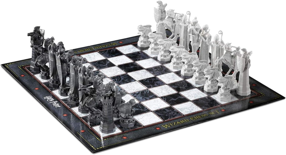 Harry Potter: Wizard's Chess Set