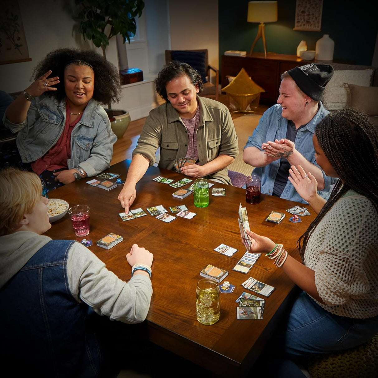 Magic: The Gathering Fallout Commander Deck - Scrappy Survivors