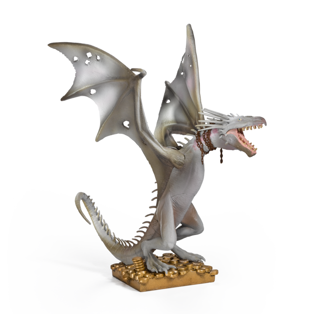 The Noble Collection: Harry Potter Magical Creatures - Ukrainian Ironbelly Figure