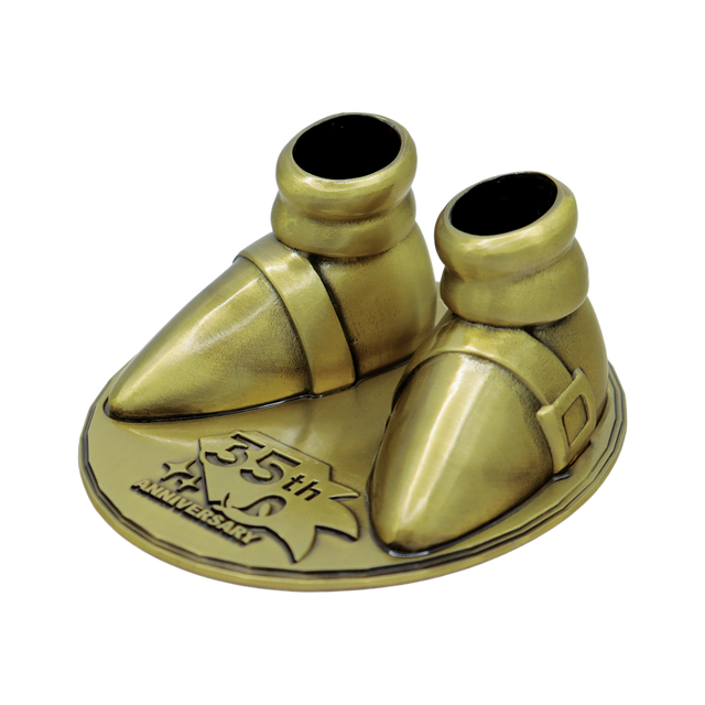 Sonic the Hedgehog – Limited Edition 35th Anniversary Metal Boot Replicas