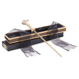 The Noble Collection: Lord Voldemorts Wand In Ollivanders Box