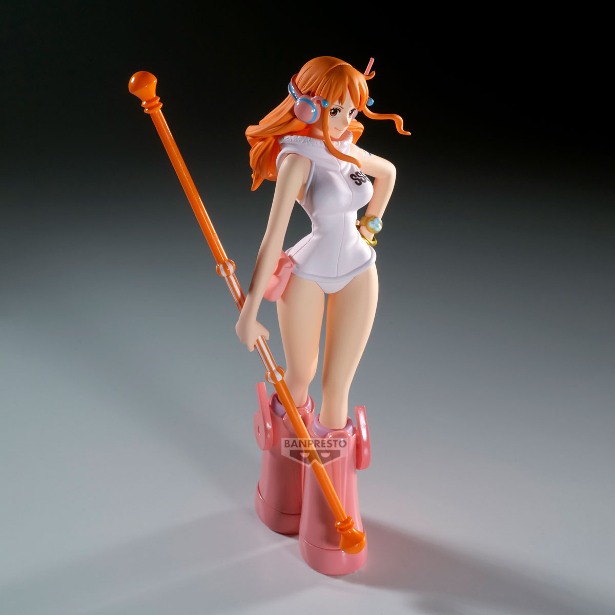 Banpresto One Piece -Nami The Shukko Prize Figure (Egghead Island Ver.)